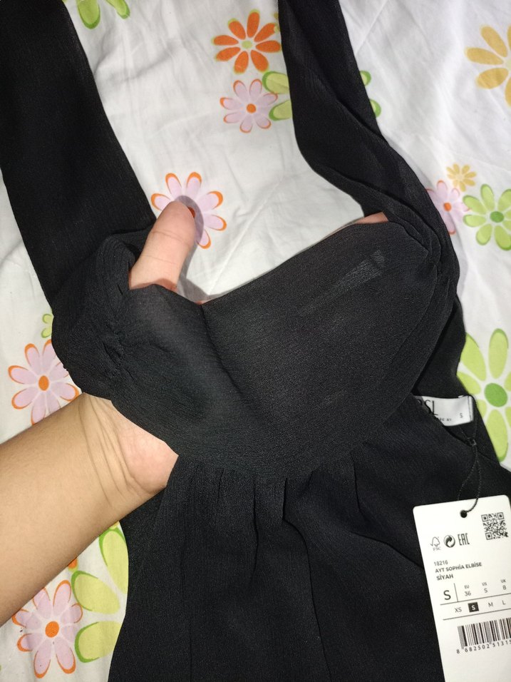 Siyah Kısa Elbise - Görsel 3