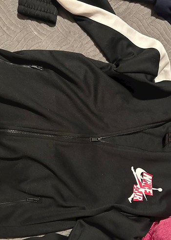 Erkek Çocuk Siyah Fermuarlı Ceket - Görsel 2