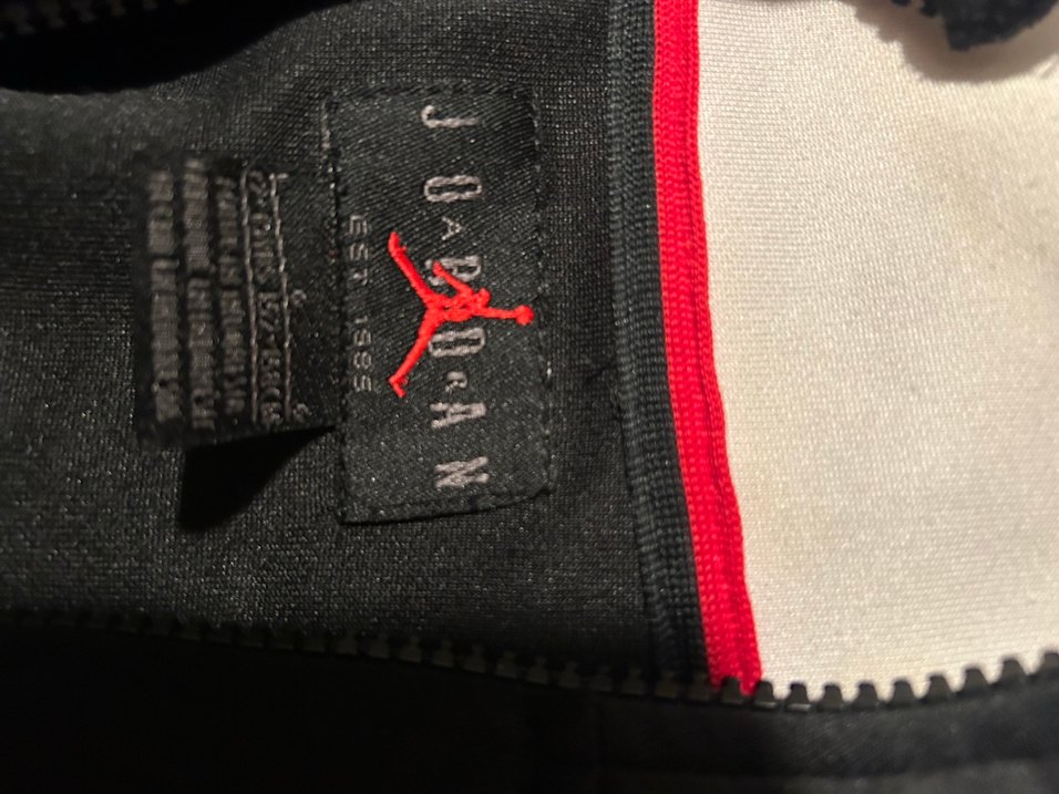 Erkek Çocuk Siyah Fermuarlı Ceket - Görsel 3