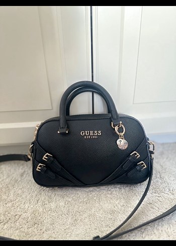 Beden Siyah Kadın Çantası Guess