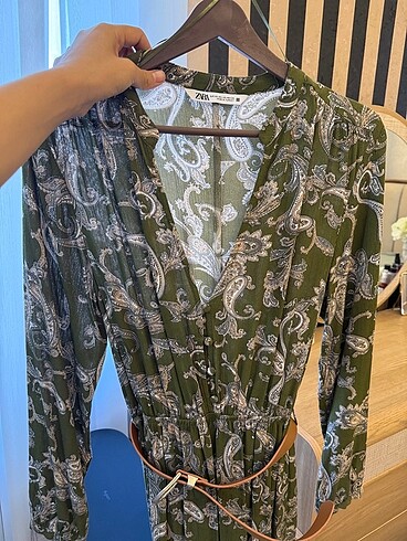 xs Beden yeşil Renk Zara elbise