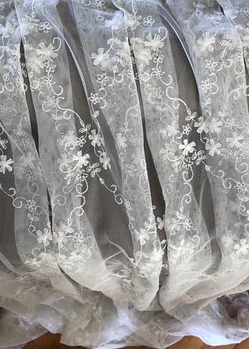 İşlemeli Beyaz Tül Perde - Görsel 2