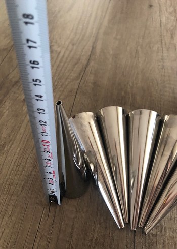 Parlak Metal Konik Kek Kalıpları - Görsel 2