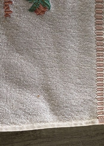 Nakışlı Pastel Beyaz Havlu - Görsel 4