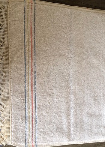 Nakışlı Bohem Tarzı Pastel Renkli Beyaz Havlu - Görsel 4