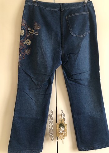 Nakışlı Lacivert Kadın Kot Pantolon - Görsel 4