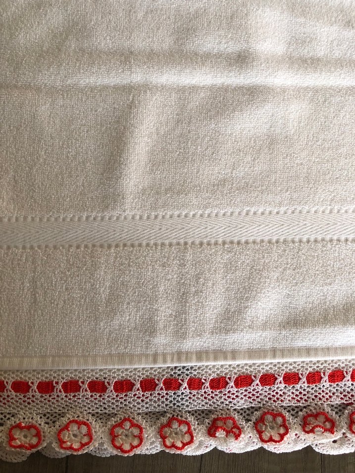 Dantelli Beyaz Havlu - Görsel 4