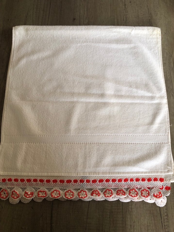Dantelli Beyaz Havlu - Görsel 3