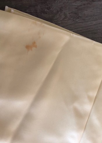 4 PARÇA
İşlemeli Beyaz Parlak Masa Örtüsü - Görsel 14