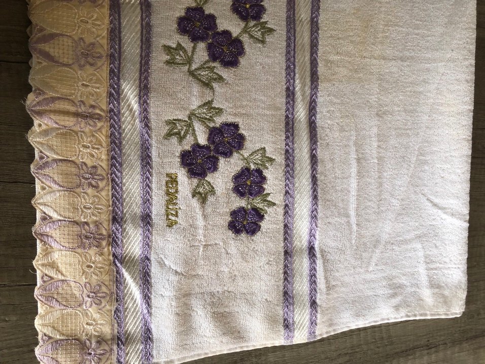 Nakışlı Mor Havlu - Görsel 3