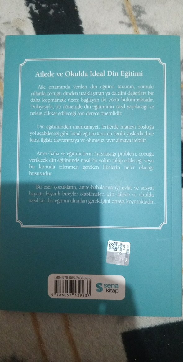Ailede ve Okulda İdeal Din Eğitimi Kitabı - Görsel 2