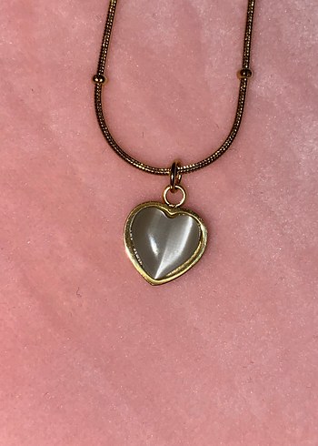 Altın Renkli Zincir Detaylı Kalp Kolye - Görsel 2