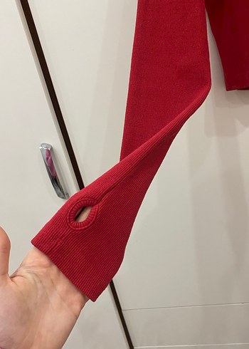 Kırmızı Boğazlı Mini Triko Kazak - Görsel 2