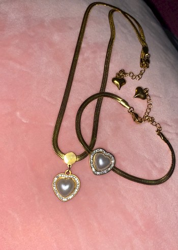 Altın Renkli kalp Desenli Vintage Kolye - Görsel 2
