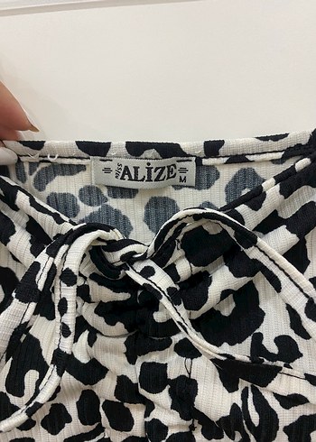 m Beden beyaz Renk Leopar Desenli Kadın Elbise