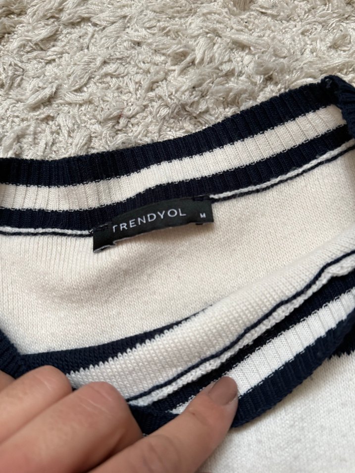 Trendyolmilla kazak - Görsel 3