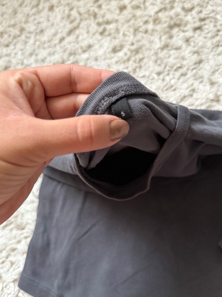 Trendyolmilla Antrasit Viskon Esnek Örme Bluz - Görsel 3