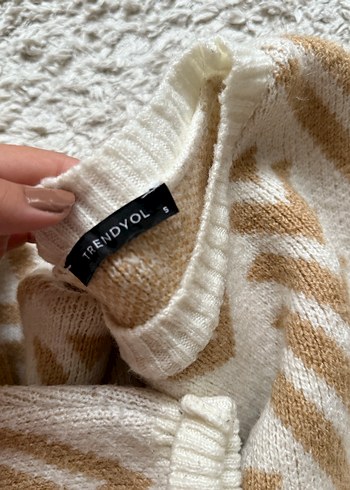 Trendyolmilla kazak - Görsel 2