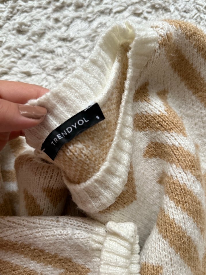 Trendyolmilla kazak - Görsel 2