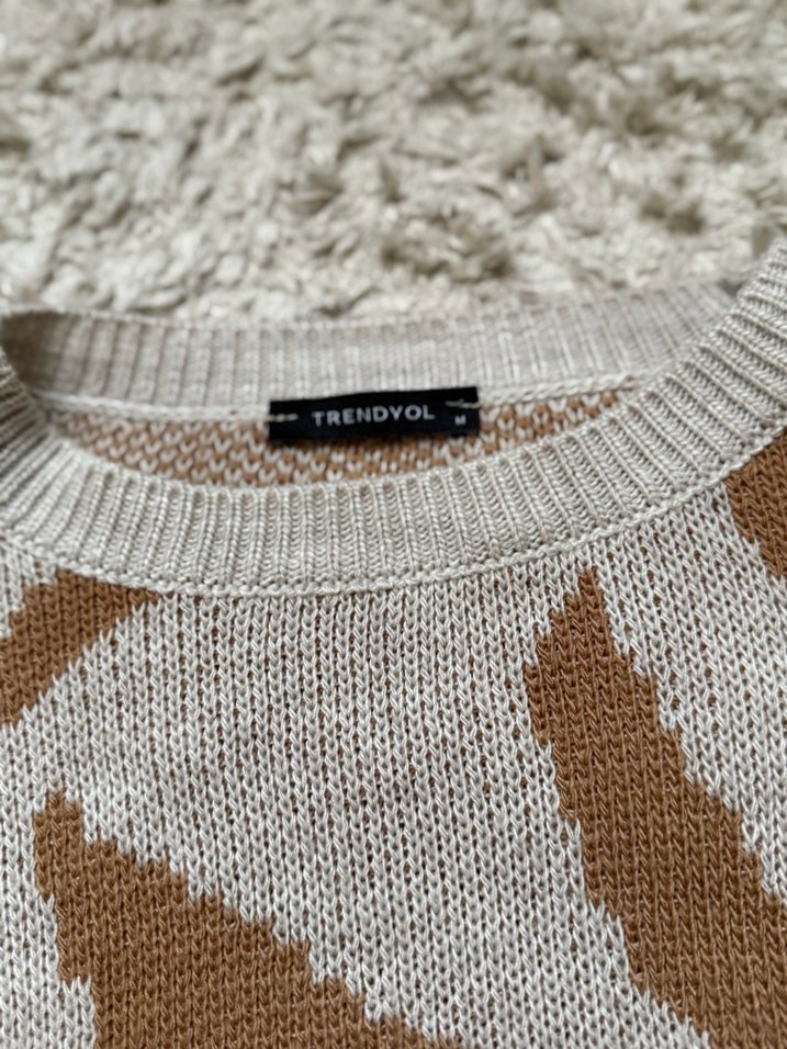 Bohem Zebra Desenli Püsküllü Kadın Kazak - Görsel 2