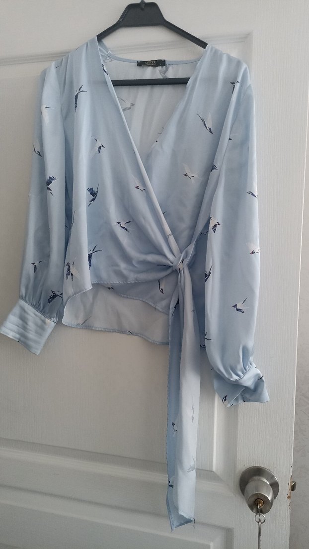 Mavi Drapeli V Yakalı Kadın Bluz saten - Görsel 2