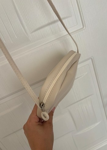 Beden ten rengi Renk Bej Deri Minimalist Kadın Çapraz Çanta