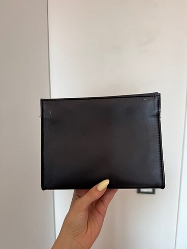 Yves Saint Laurent Orjinal makyaj çantası