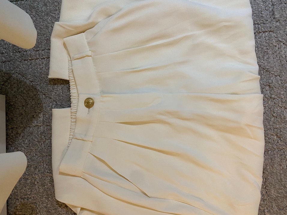 Düğmeli Beyaz Klasik Damat Takımı - Görsel 5