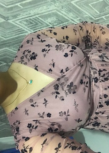 Pembe V Yaka Çiçekli elbise - Görsel 2