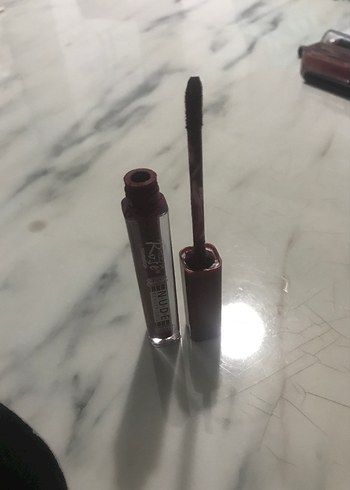 Parlak Bordo Ruj - Görsel 3