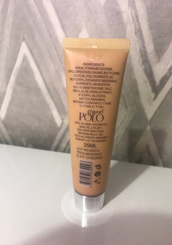 Bej Sıvı Fondöten 24 Saat Kalıcı - Görsel 2