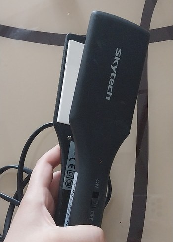 Skytech Siyah Saç Düzleştirici