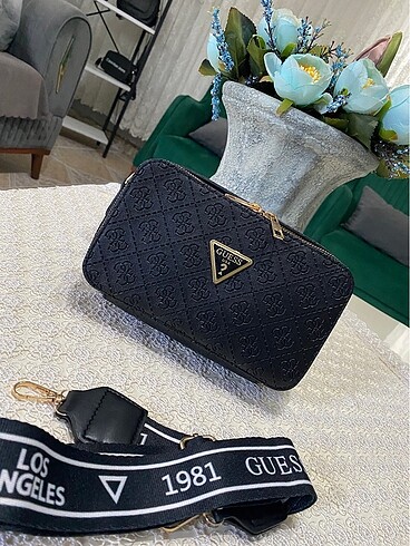 Guess marka baskılı