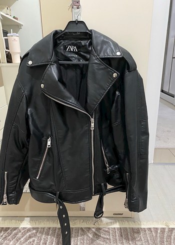 Siyah Deri Biker Ceket Kadın