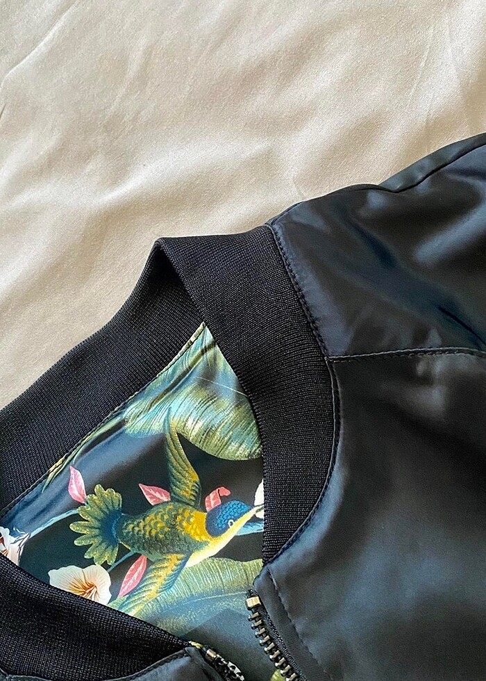 REVERSIBLE BOMBER JACKET - Görsel 4