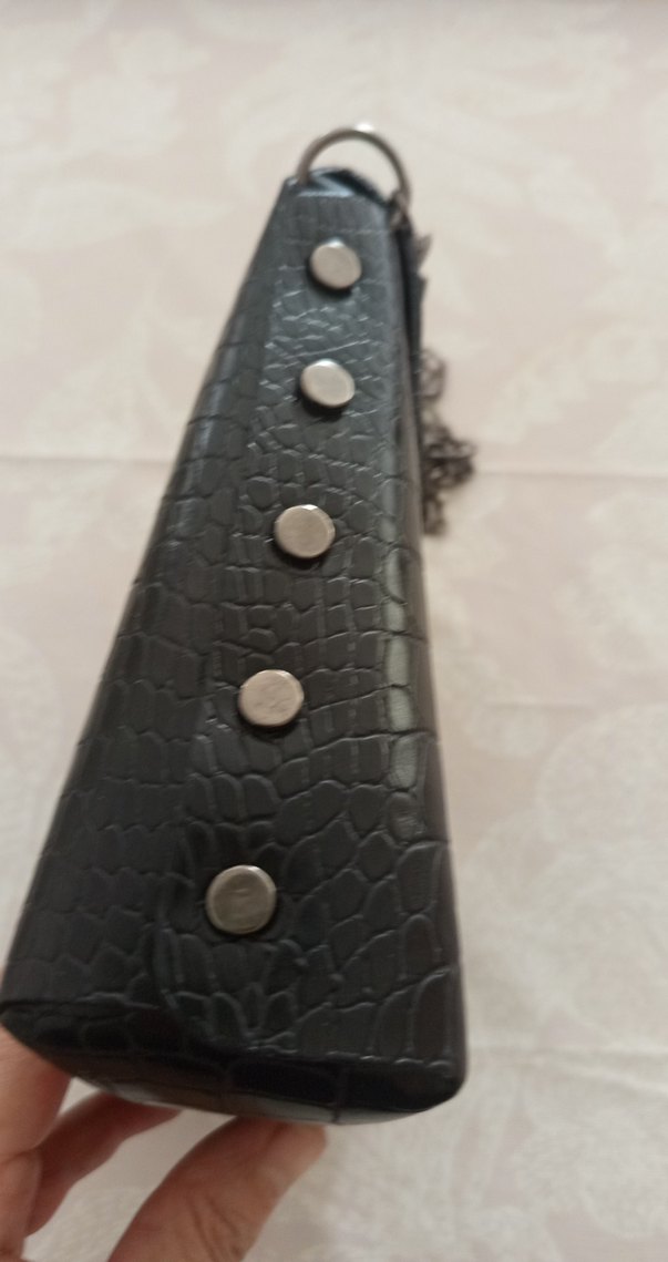 siyah Yılan Derisi Desenli Deri Kadın Çanta - Görsel 4