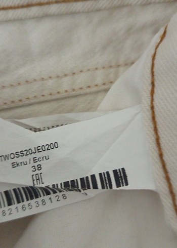 Kadın ekru Pamuklu Düğmeli Midi Jean - Görsel 3