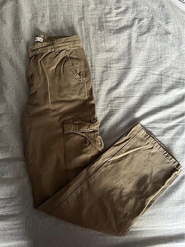 Pull&Bear kargo pantolonu