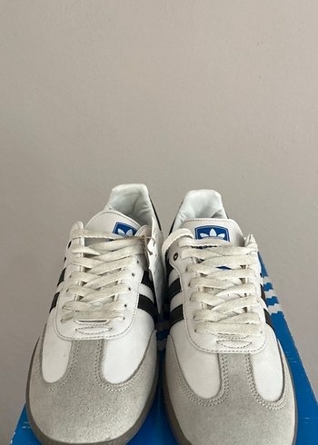 Beyaz Siyah Çizgili Kadın Spor Ayakkabı - Görsel 2