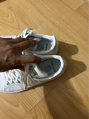 35,5 Beden beyaz Renk Adidas spor ayakkabı