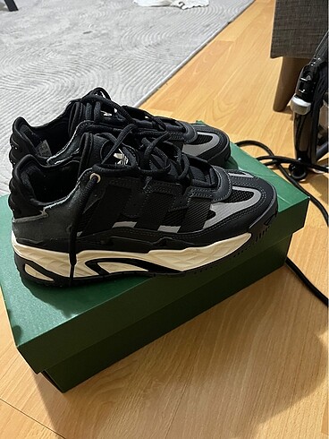 36,5 Beden Adidas