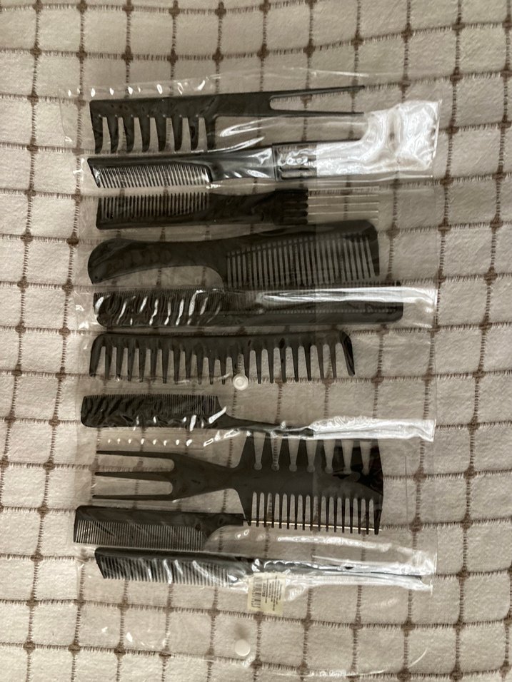 Çeşitli Tarak ve Saç Fırçası Seti - Görsel 2