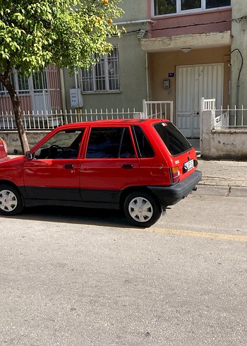 Parlak Kırmızı  Araba - Görsel 6