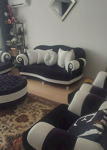 Beden Beyaz Kolları Detaylı Koltuk takımı