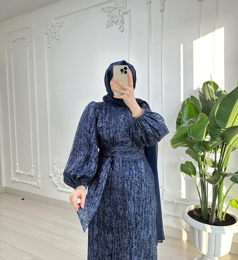 Kevser Bahadır Simli Abiye Elbise - Görsel 2