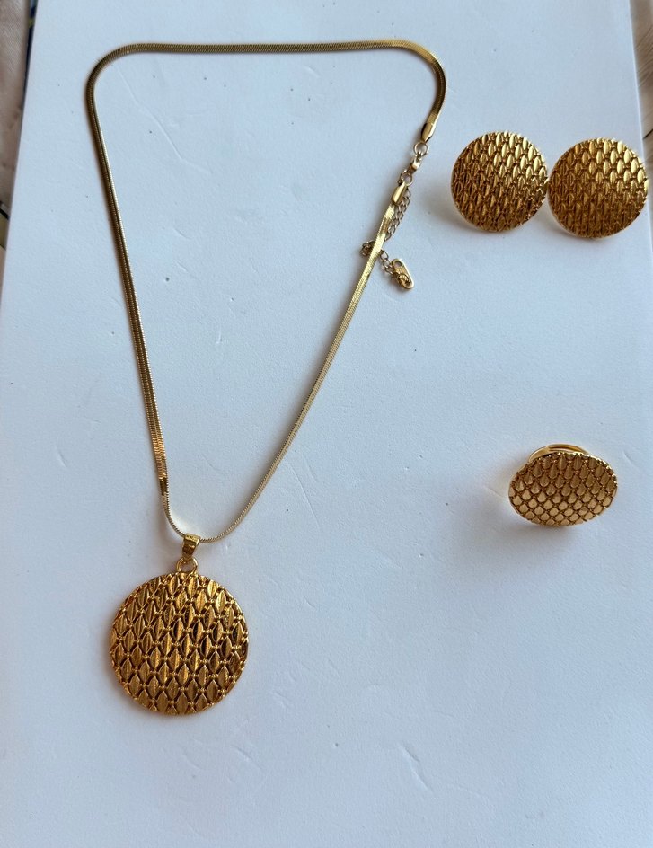 Paslanmaz çelik şık küpe kolye yüzük seti - Görsel 3