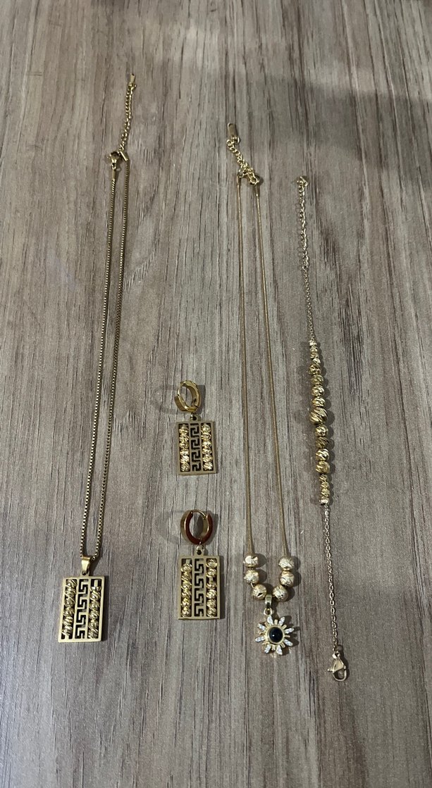 Çelik Altın Renkli Takı Seti - Görsel 2