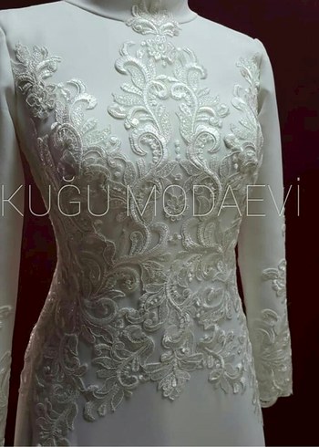 Uzun Kollu Beyaz Dantel İşlemeli Düz Gelinlik - Görsel 3