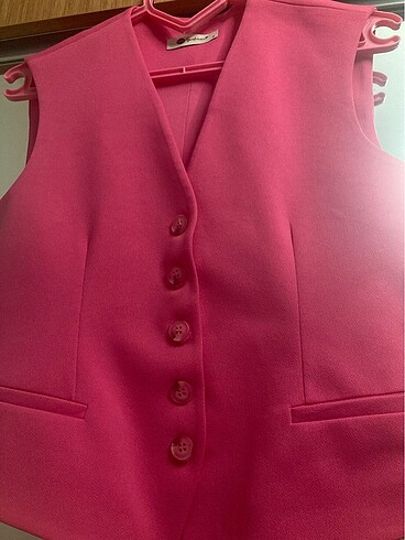 s Beden Pembe Kısa Kollu Blazer Yelek