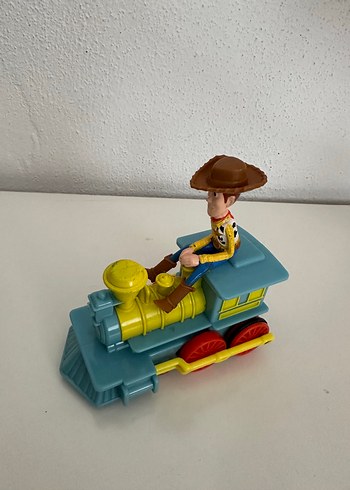 Renkli Sarı Tren ve Kovboy Figürü
